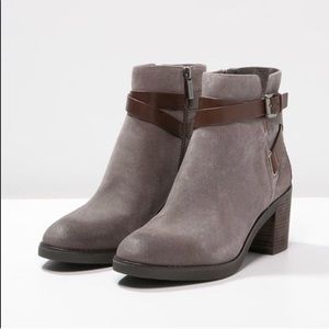 NEW Michael Kors Fawn Suede Ankle Boots Storm Grey